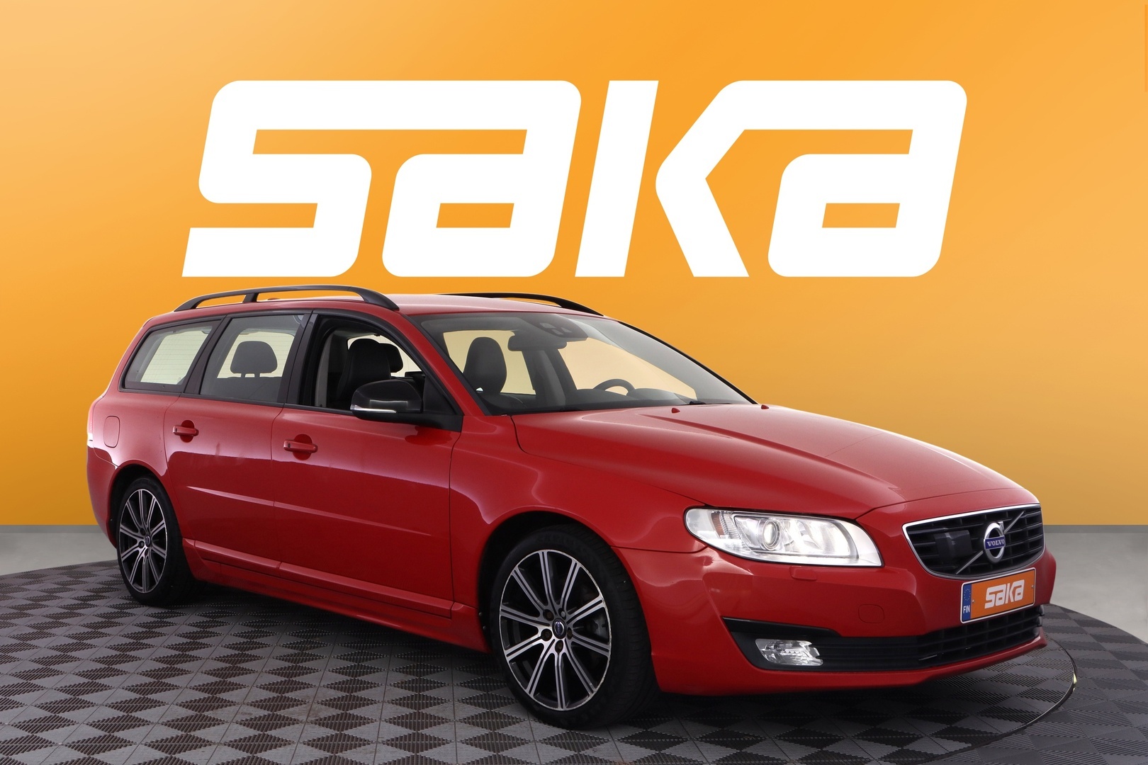 VOLVO V70 2016