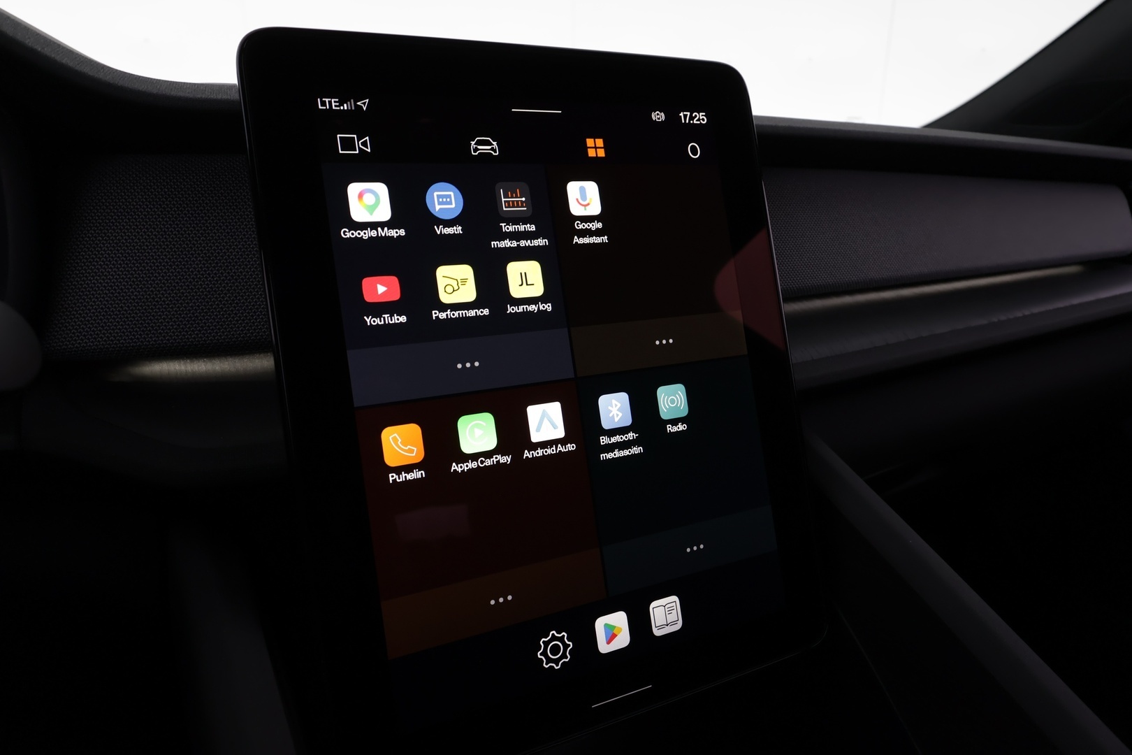 POLESTAR 2 2022