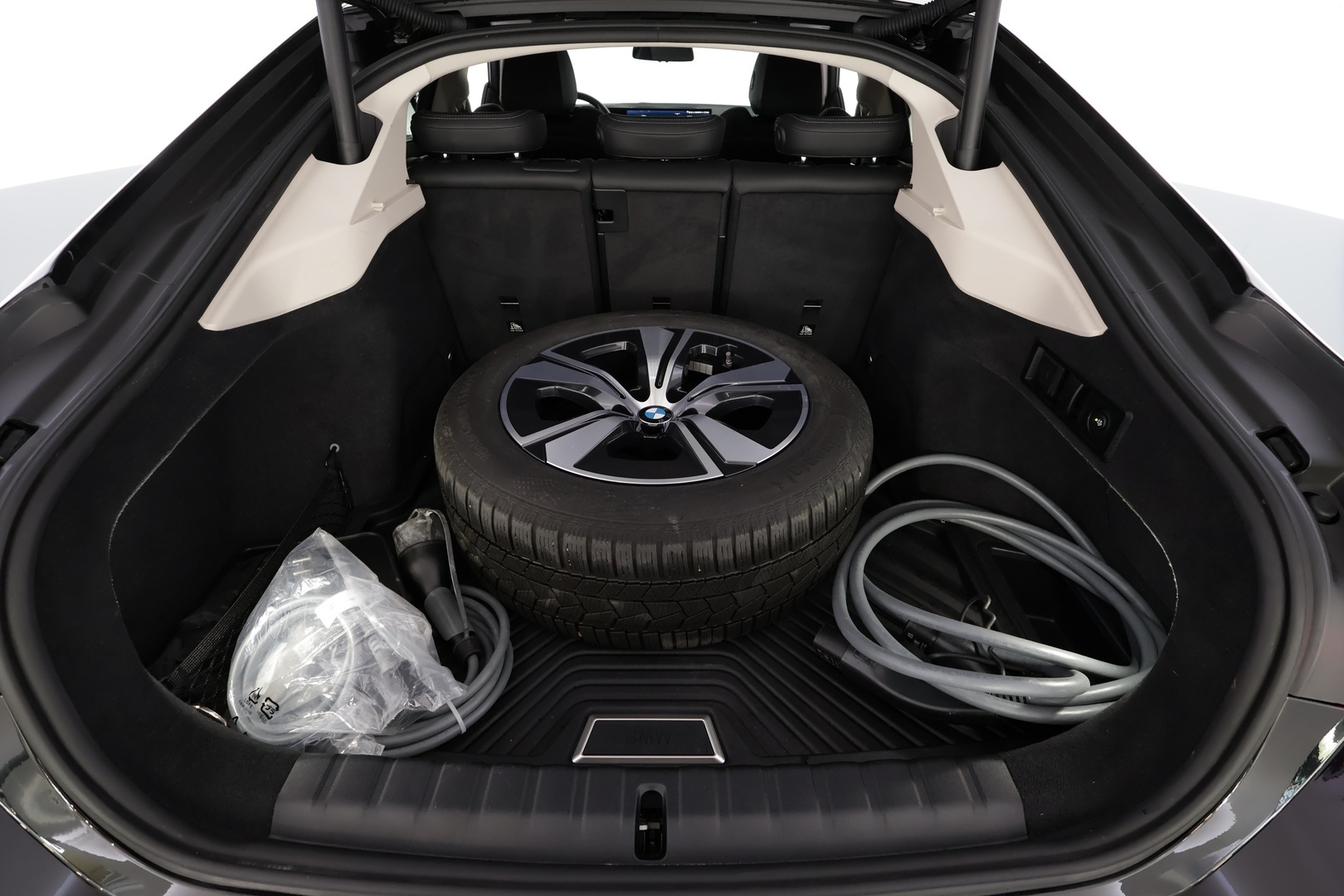 BMW i4 2024