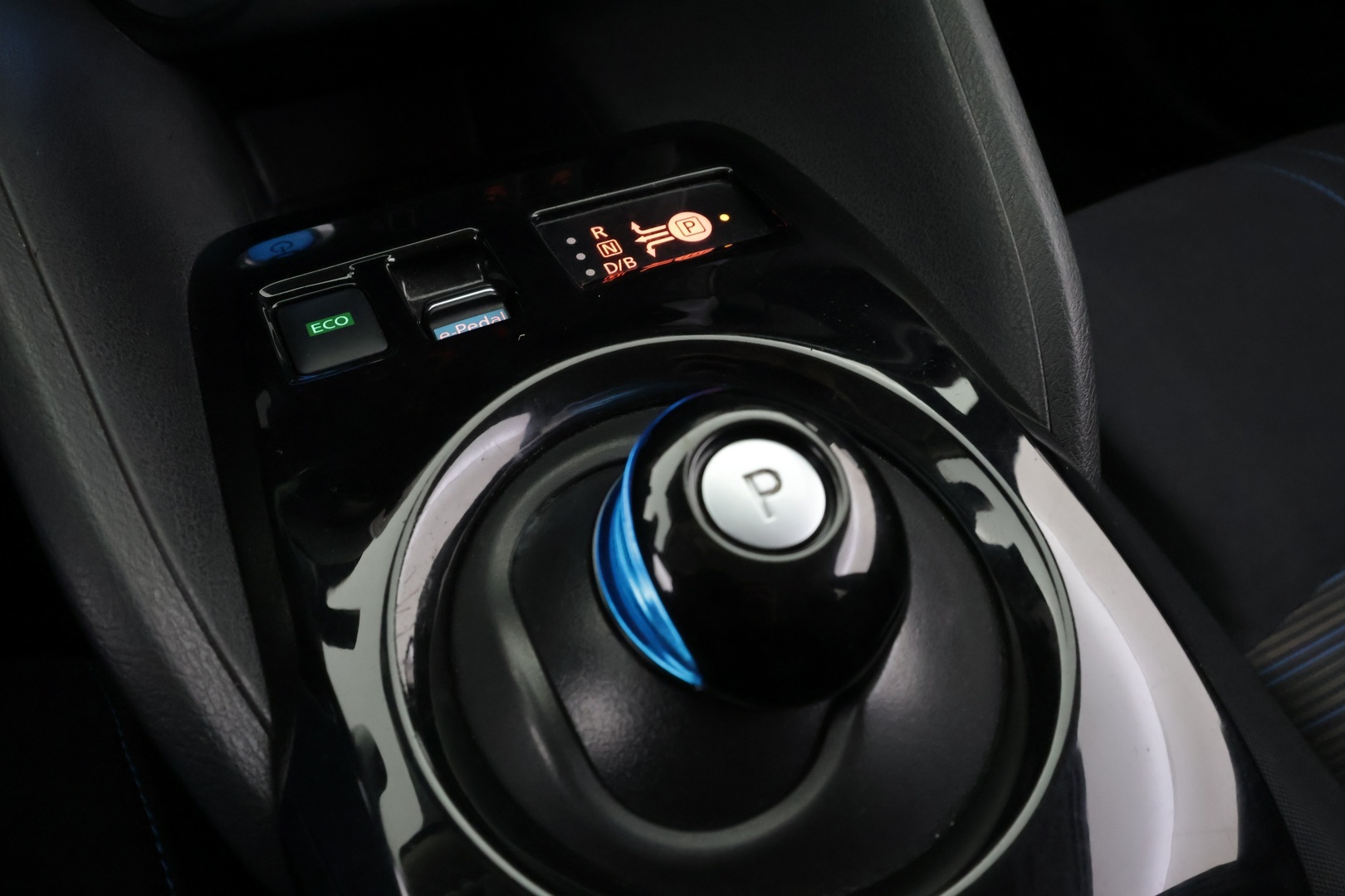 NISSAN Leaf 2020