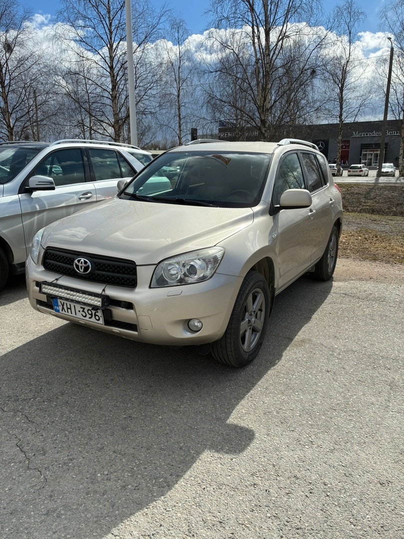 TOYOTA RAV4 2006