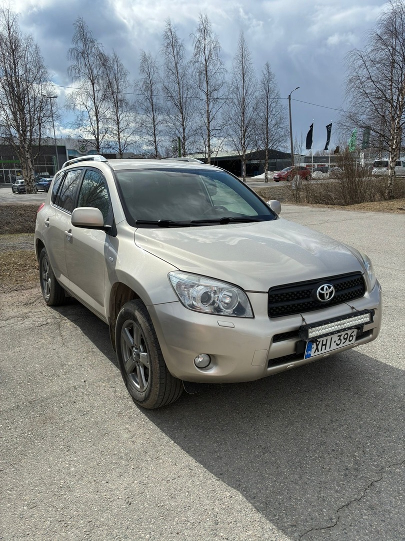 TOYOTA RAV4 2006