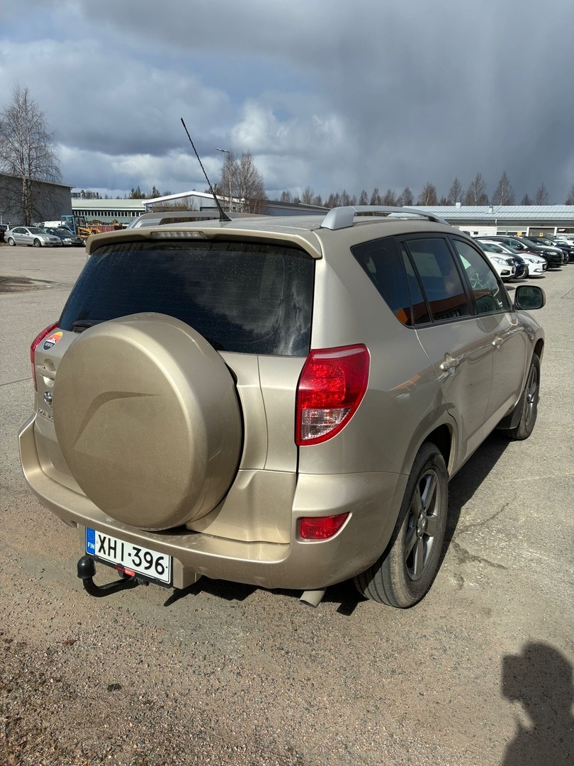 TOYOTA RAV4 2006