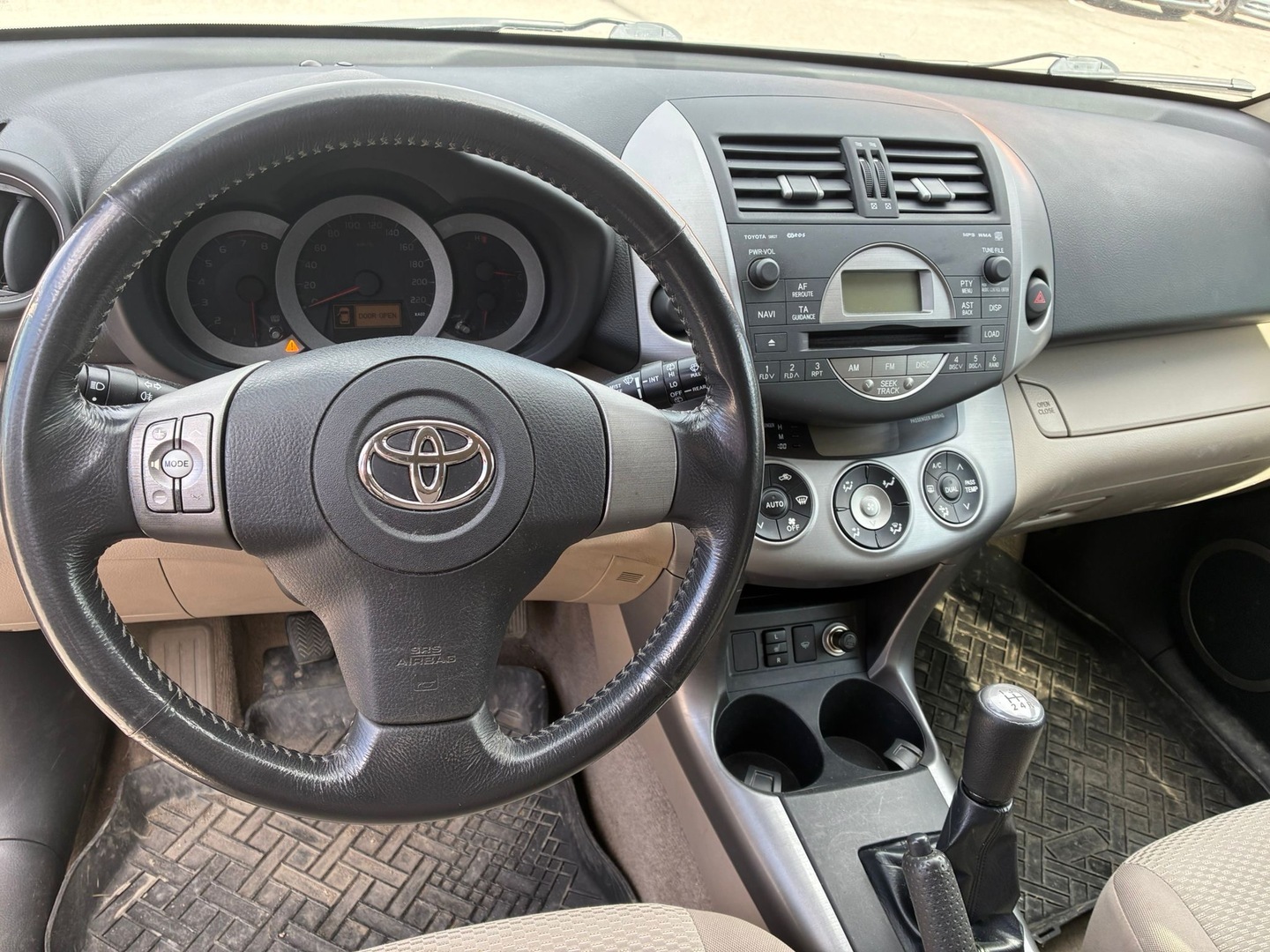 TOYOTA RAV4 2006
