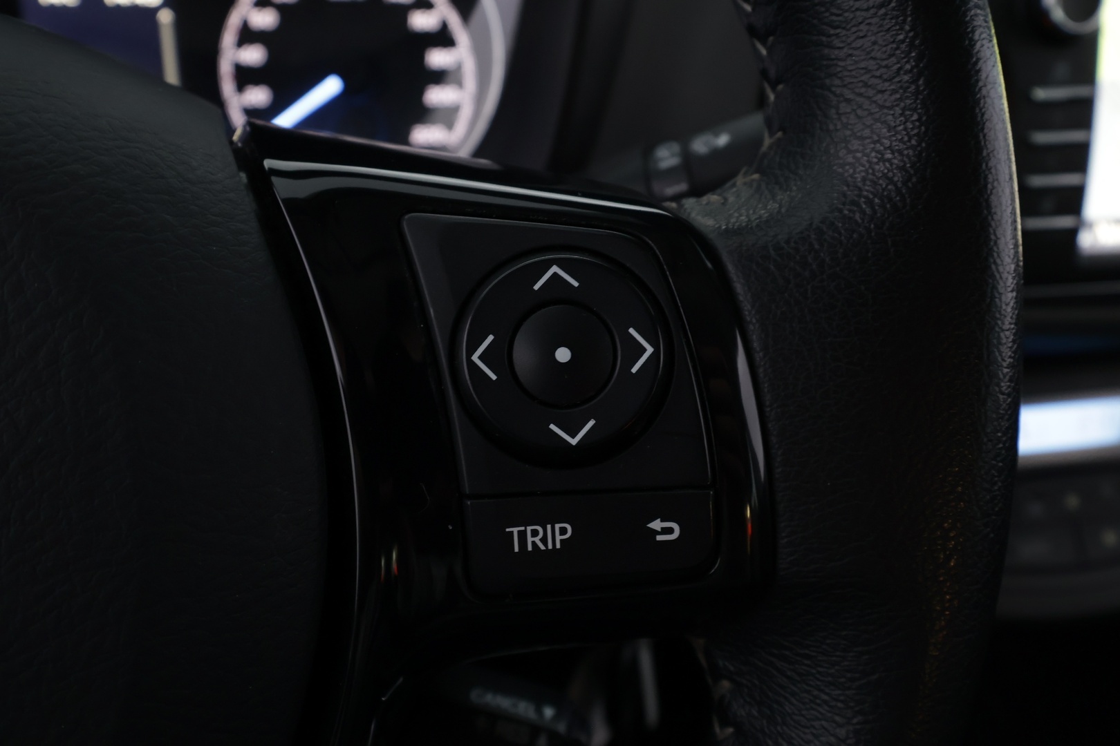 TOYOTA Yaris 2018