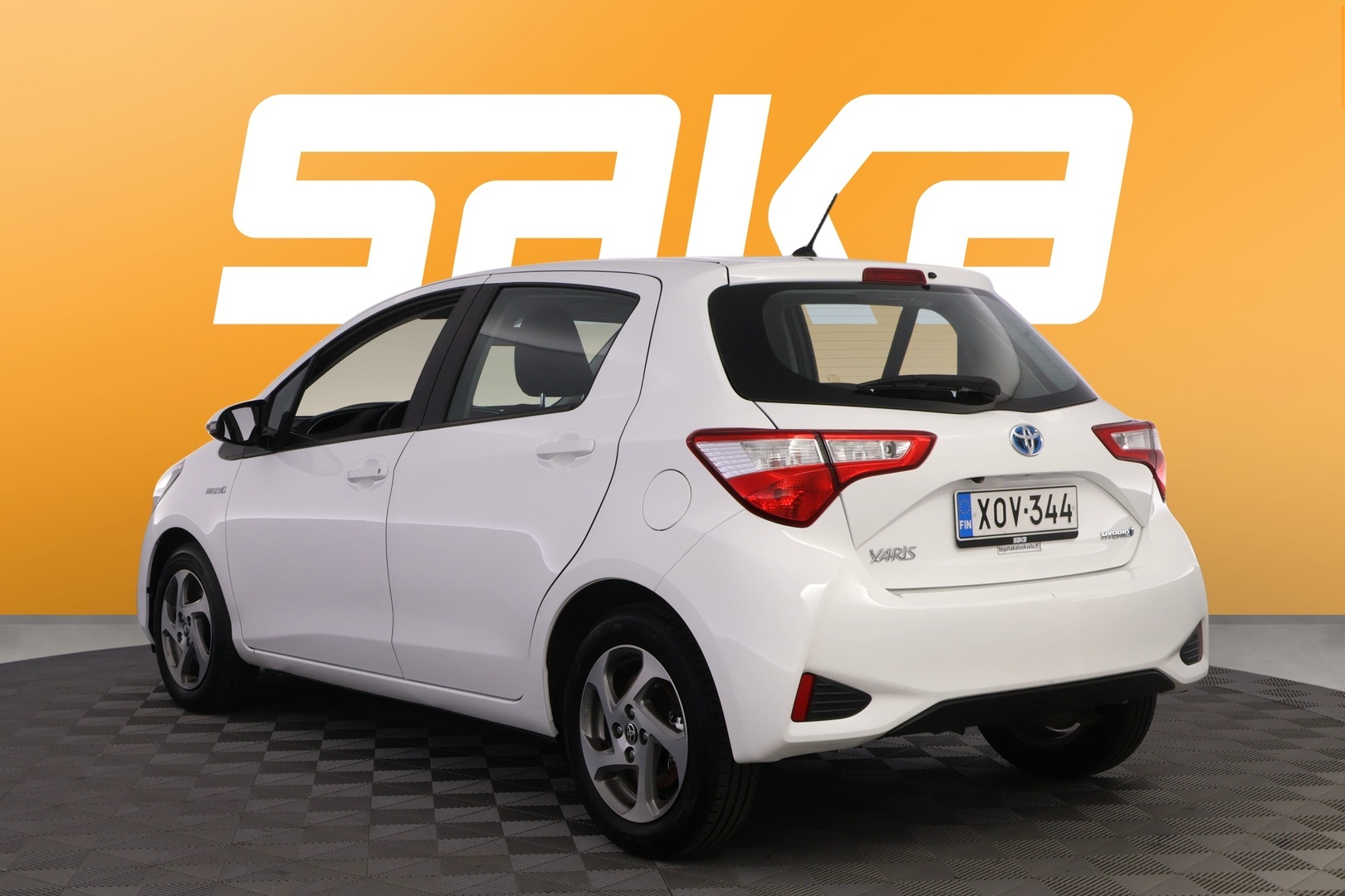 TOYOTA Yaris 2018