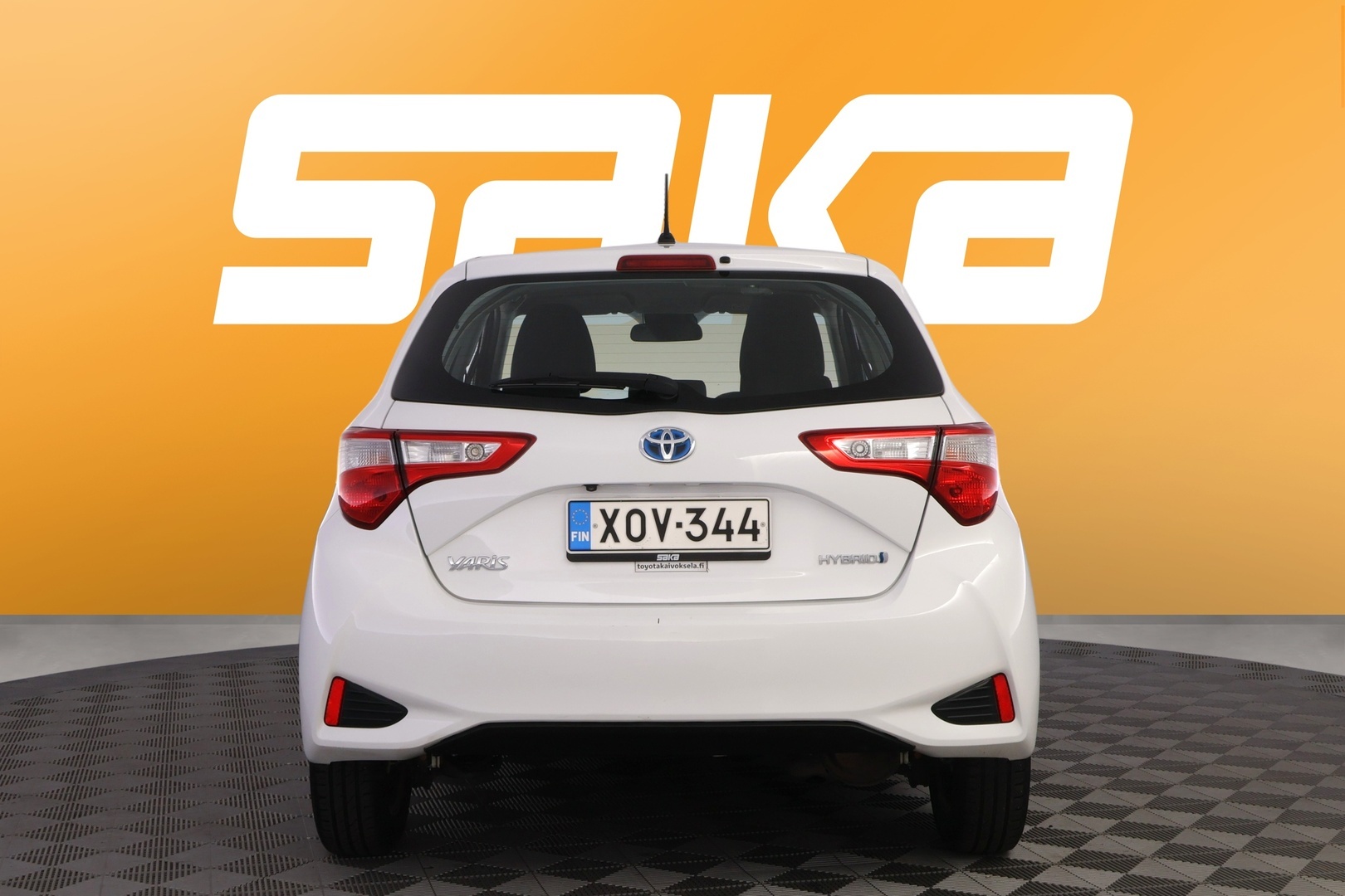 TOYOTA Yaris 2018