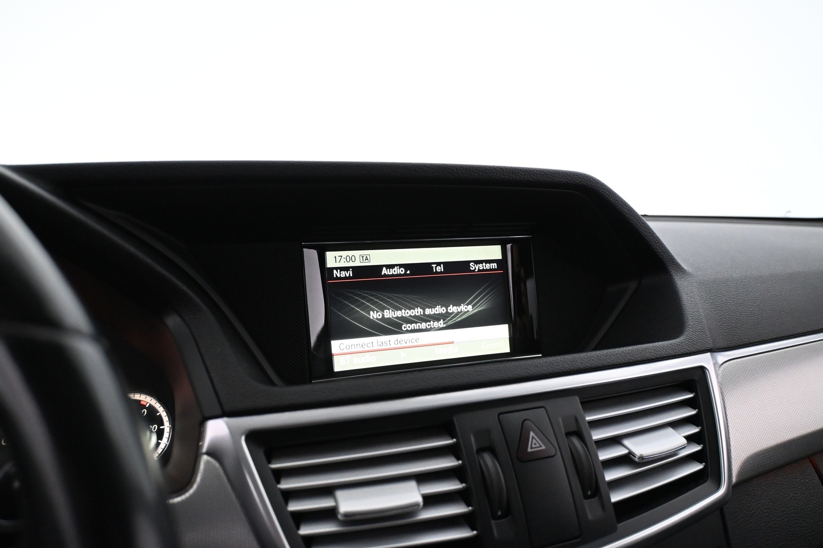 MERCEDES-BENZ E 2012