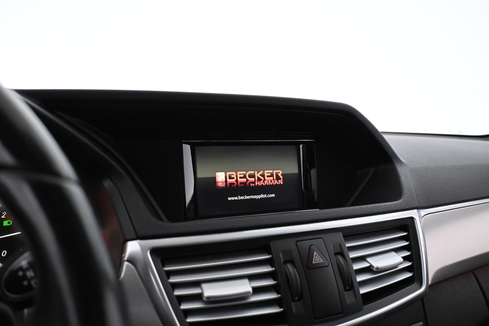 MERCEDES-BENZ E 2012