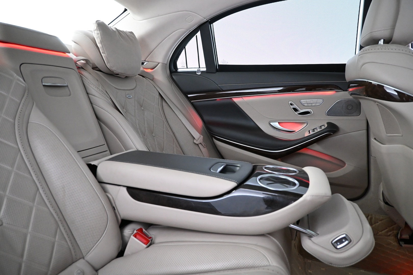 MERCEDES-BENZ S 2017