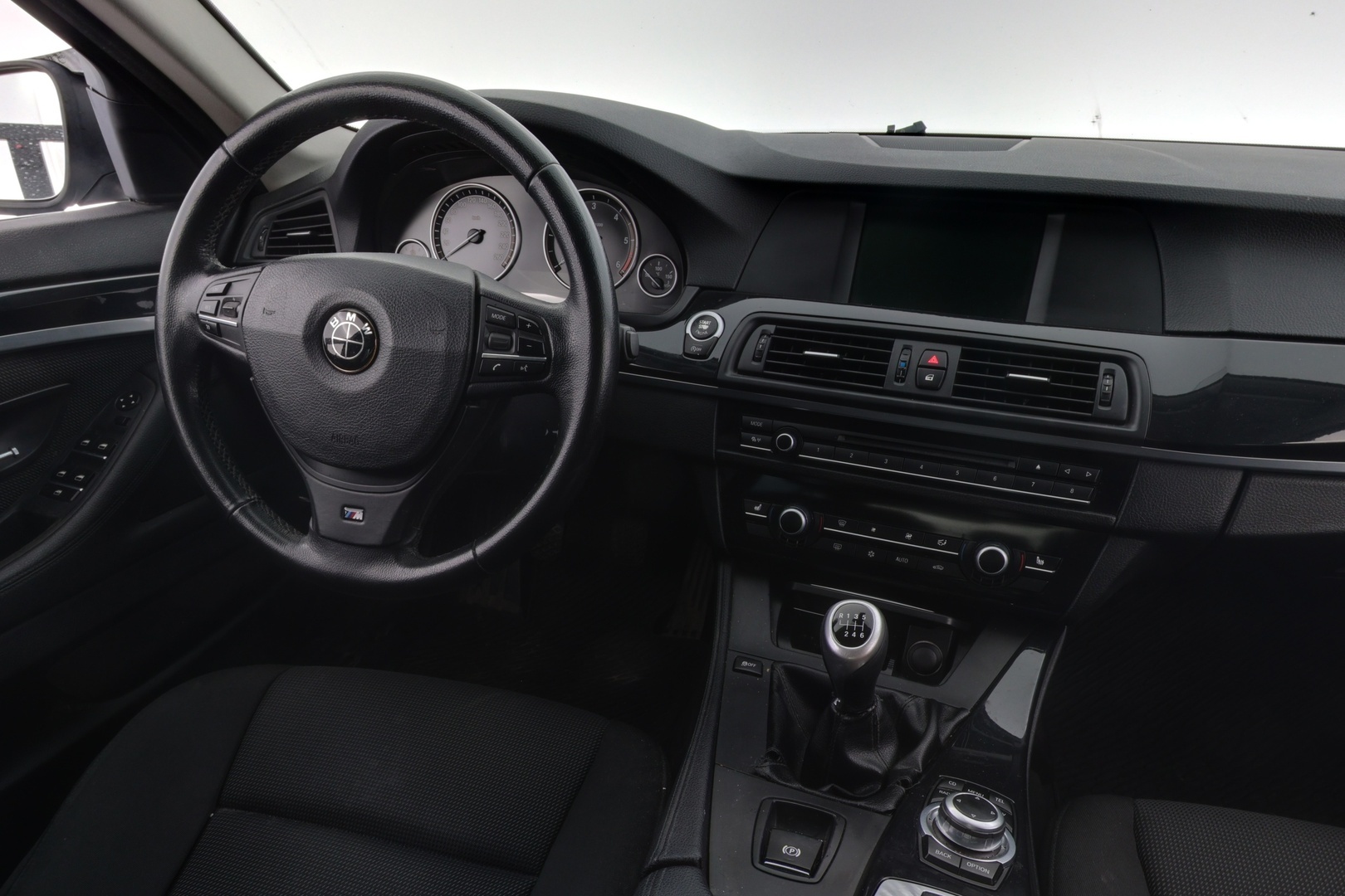 BMW 520 2011