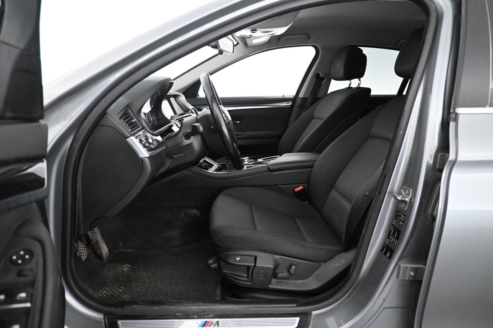 BMW 520 2011