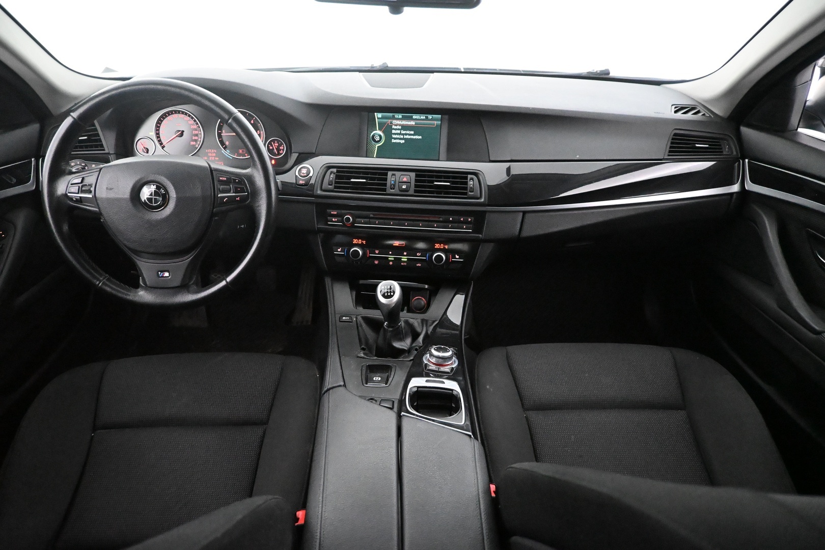 BMW 520 2011