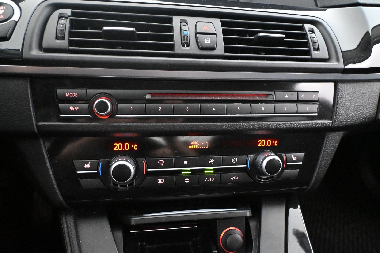 BMW 520 2011