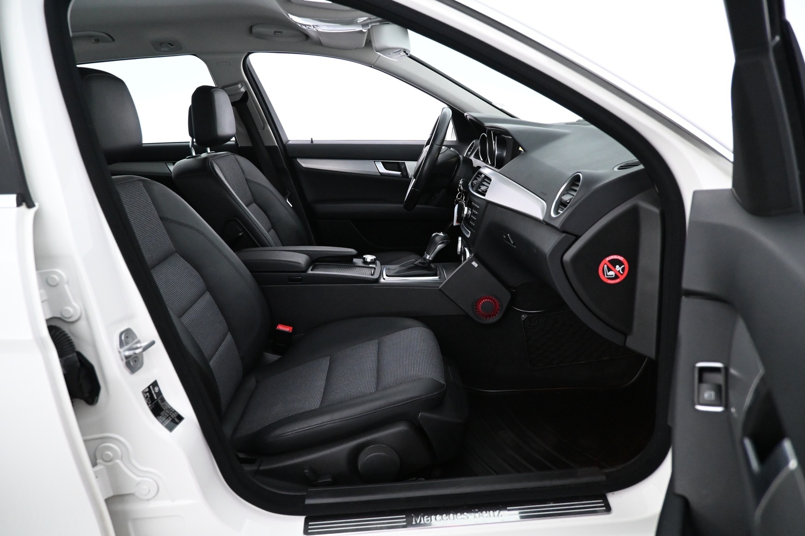 MERCEDES-BENZ C 2012