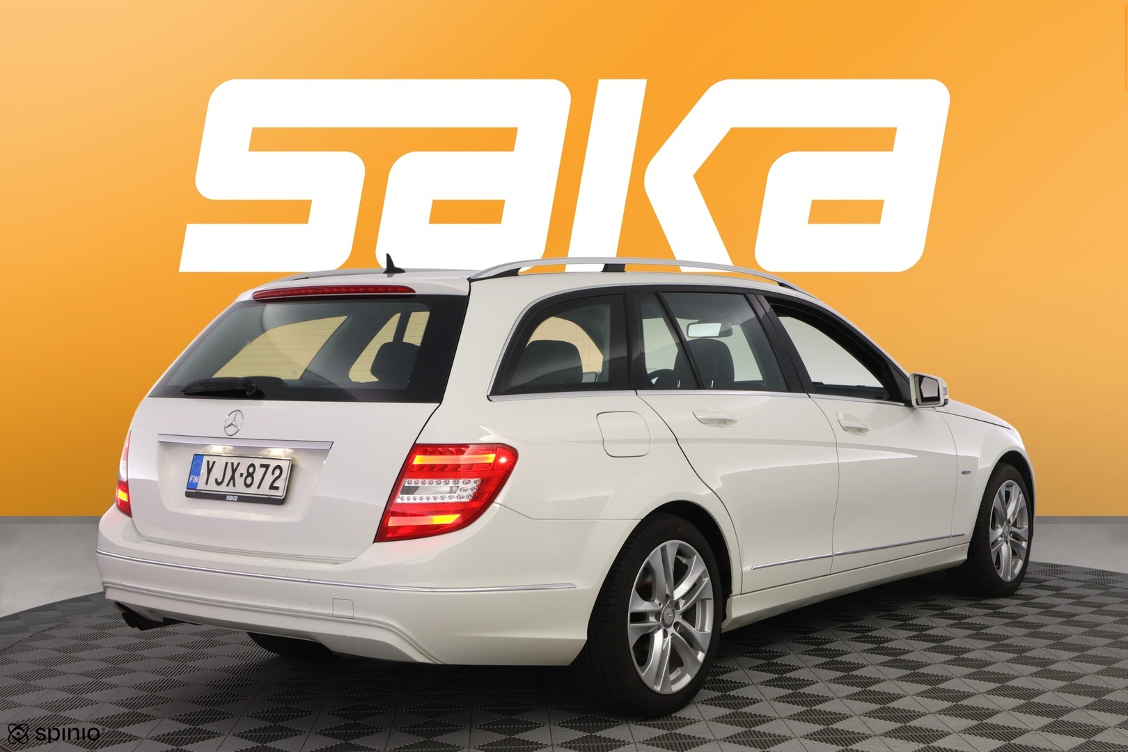 MERCEDES-BENZ C 2012