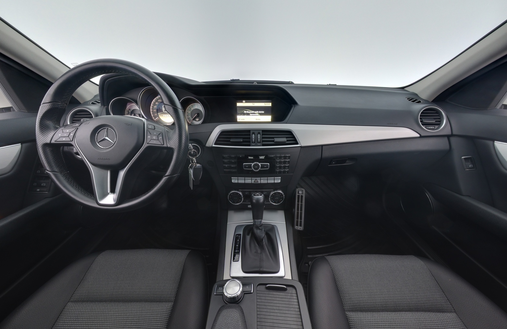 MERCEDES-BENZ C 2012