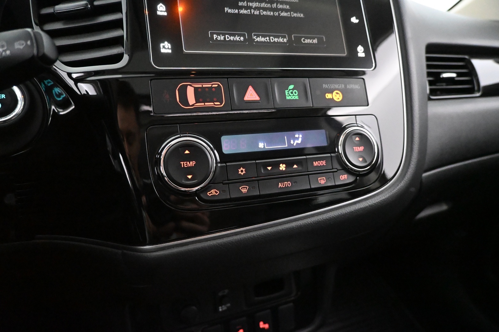 MITSUBISHI Outlander 2017