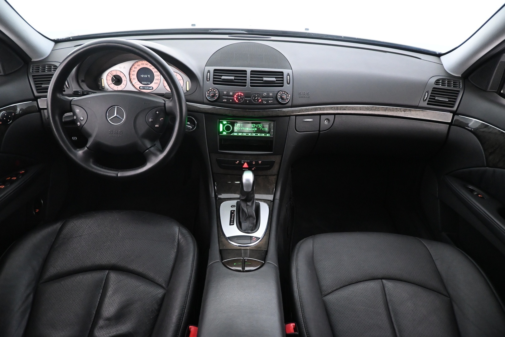 MERCEDES-BENZ E 2006