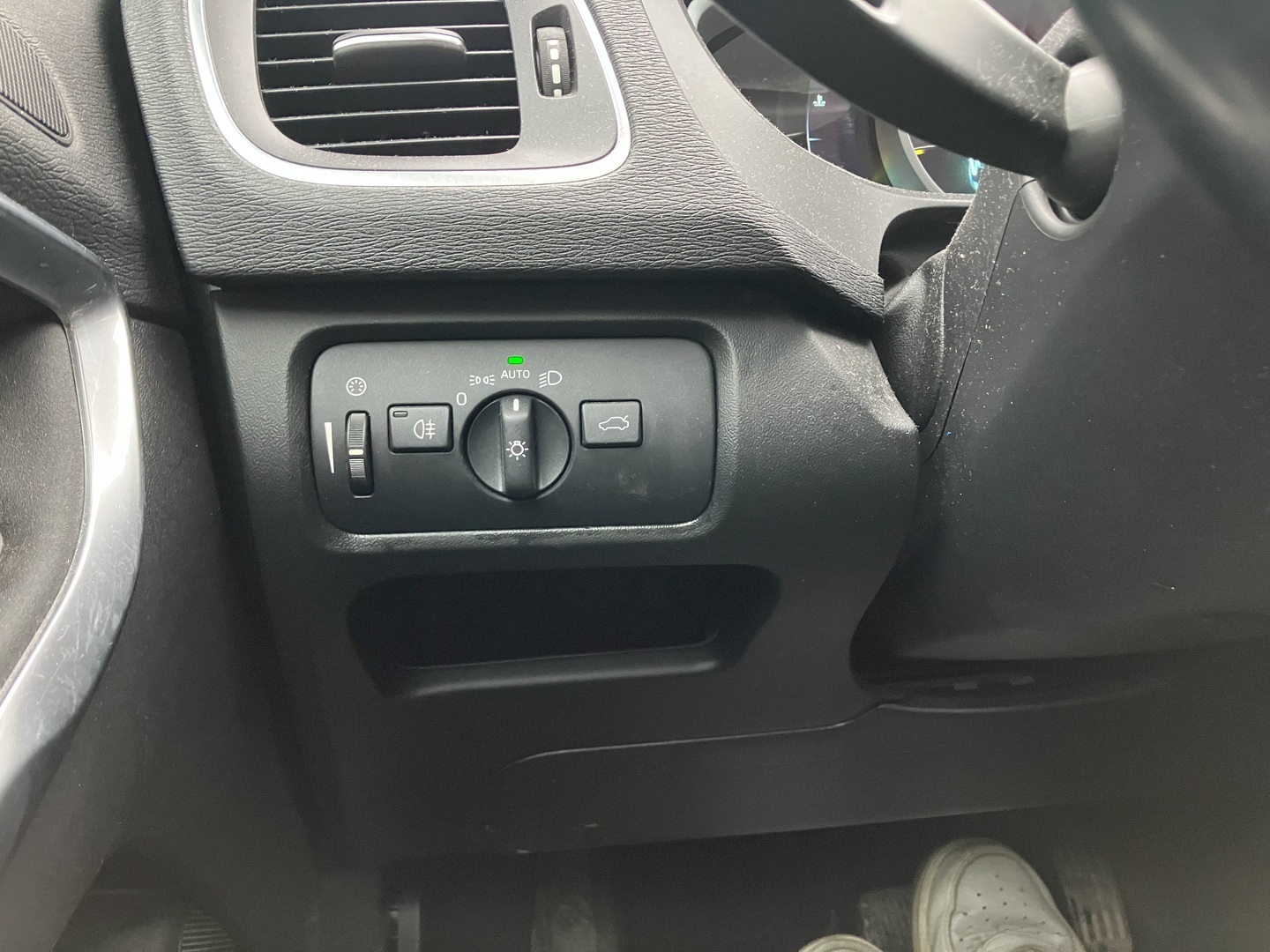 VOLVO V40 Cross Country 2014