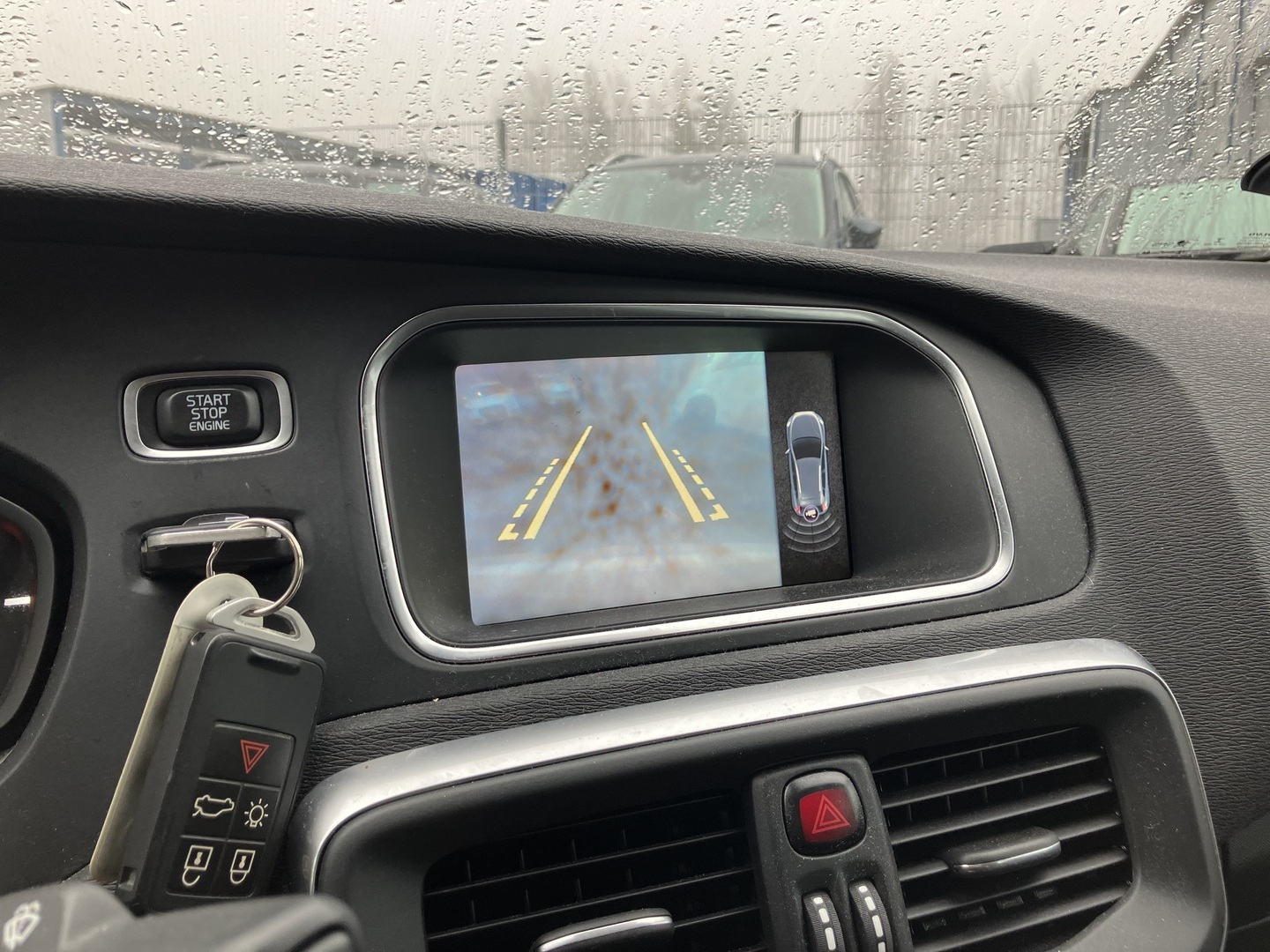 VOLVO V40 Cross Country 2014