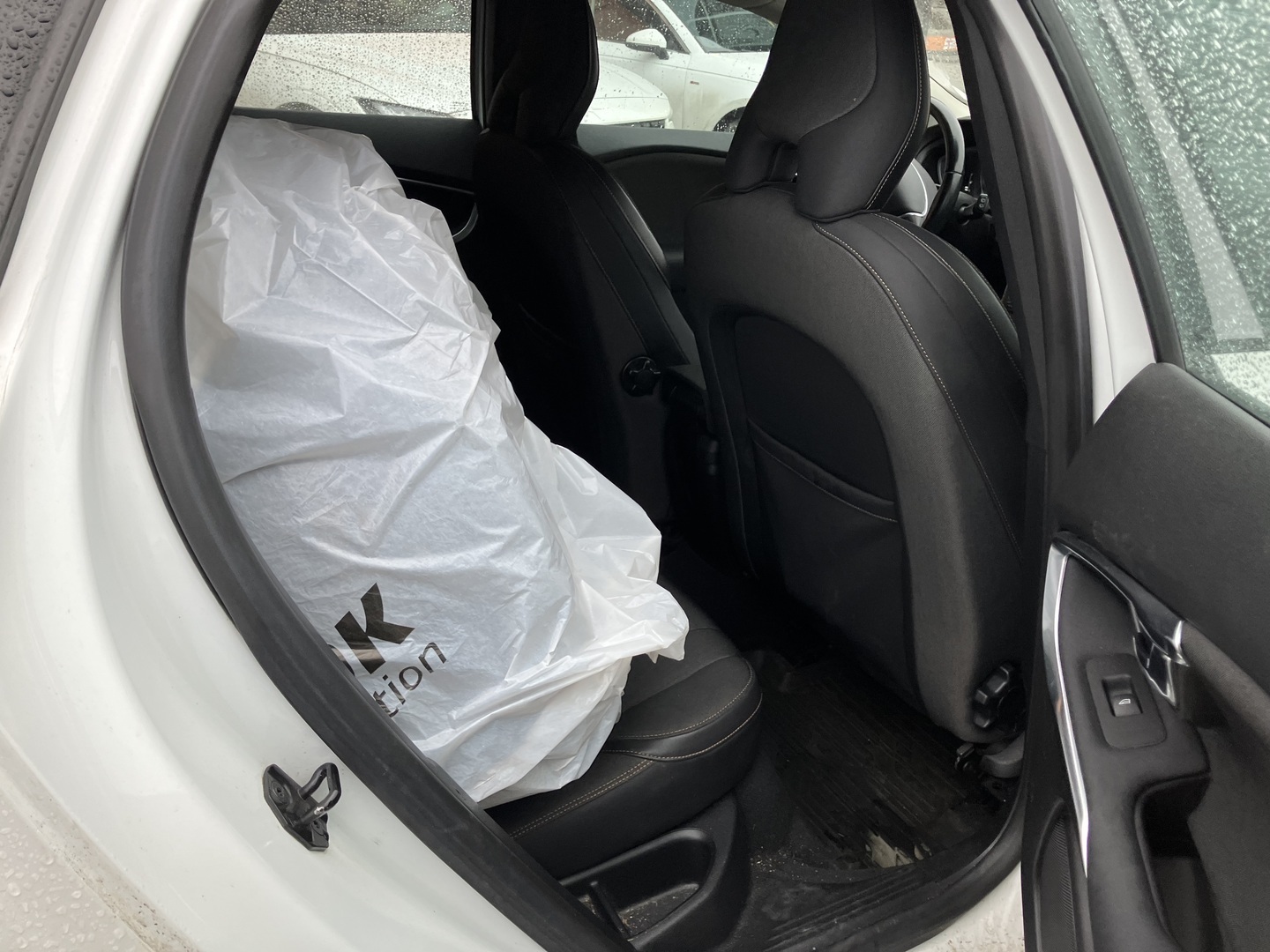 VOLVO V40 Cross Country 2014