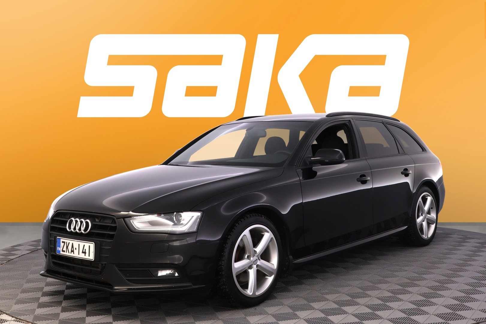 AUDI A4 2013