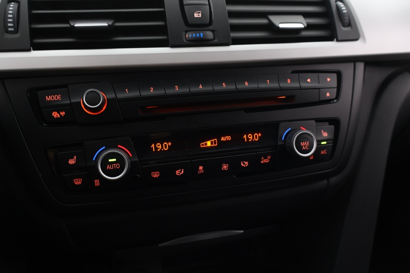 BMW 320 2013