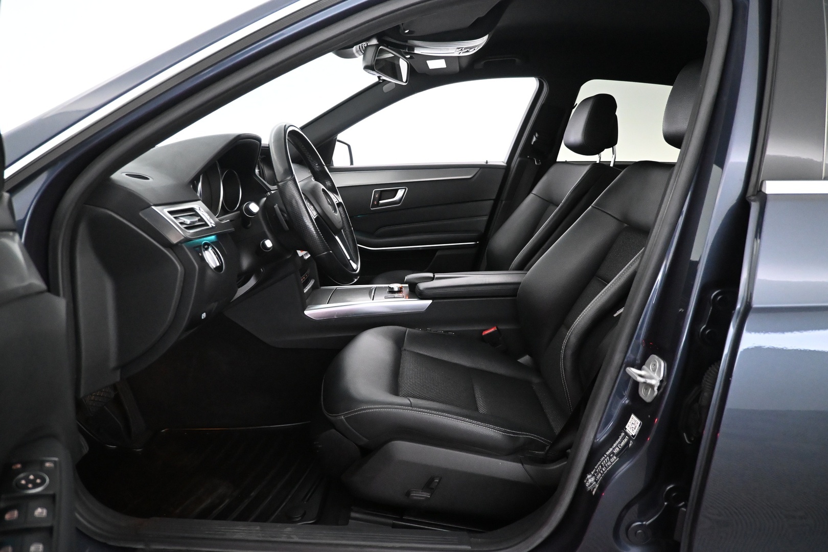 MERCEDES-BENZ E 2015