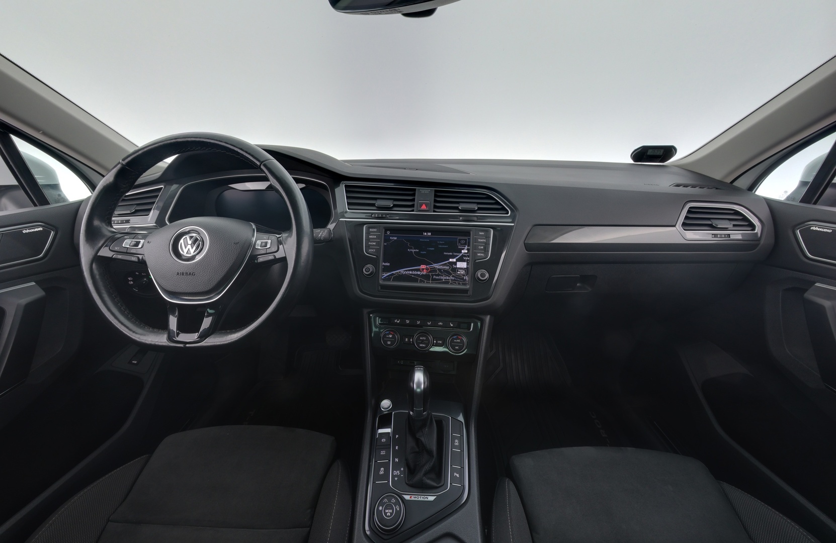 VOLKSWAGEN Tiguan 2017