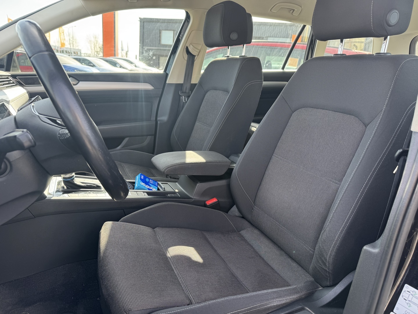 VOLKSWAGEN Passat 2018