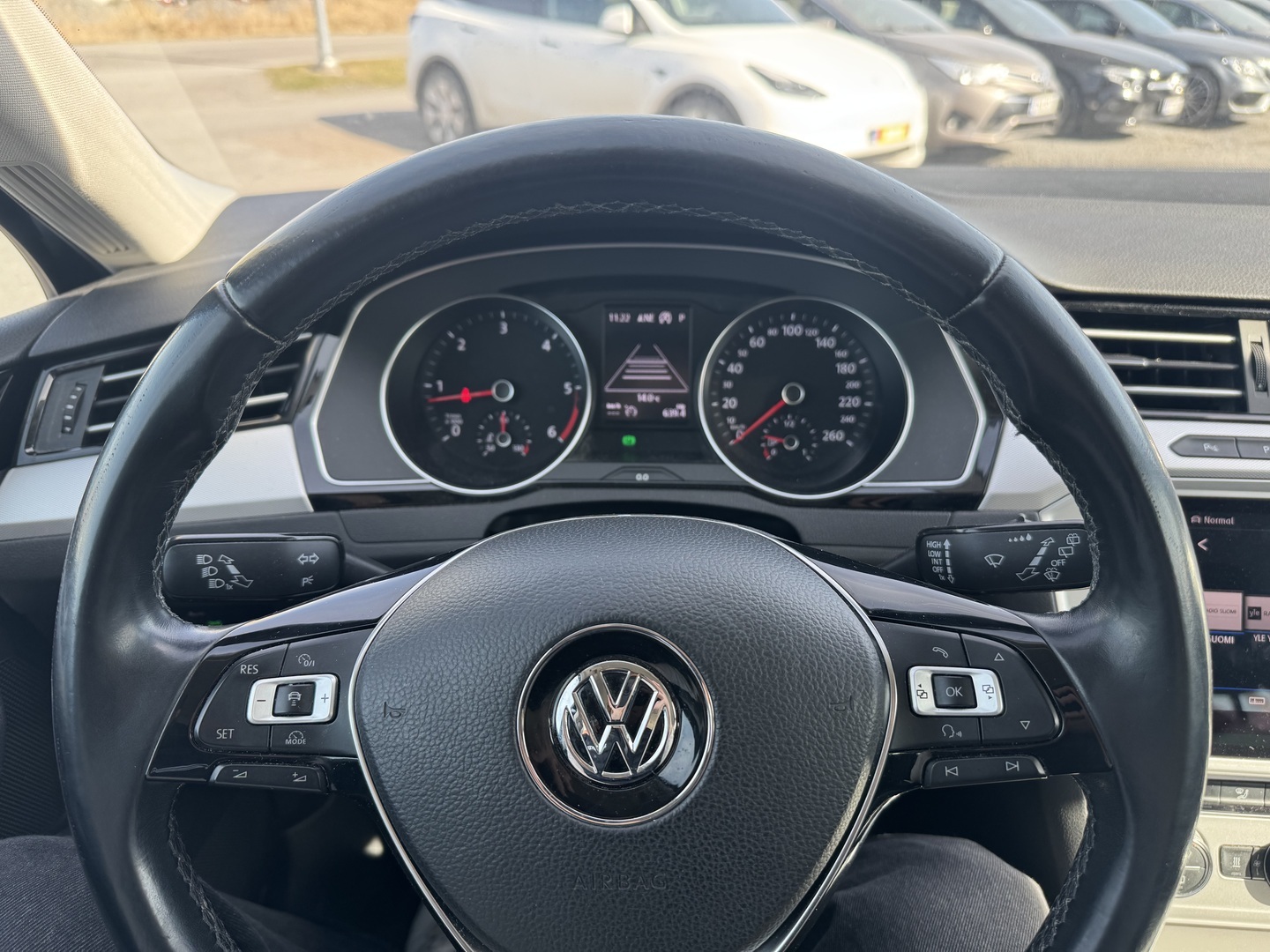 VOLKSWAGEN Passat 2018