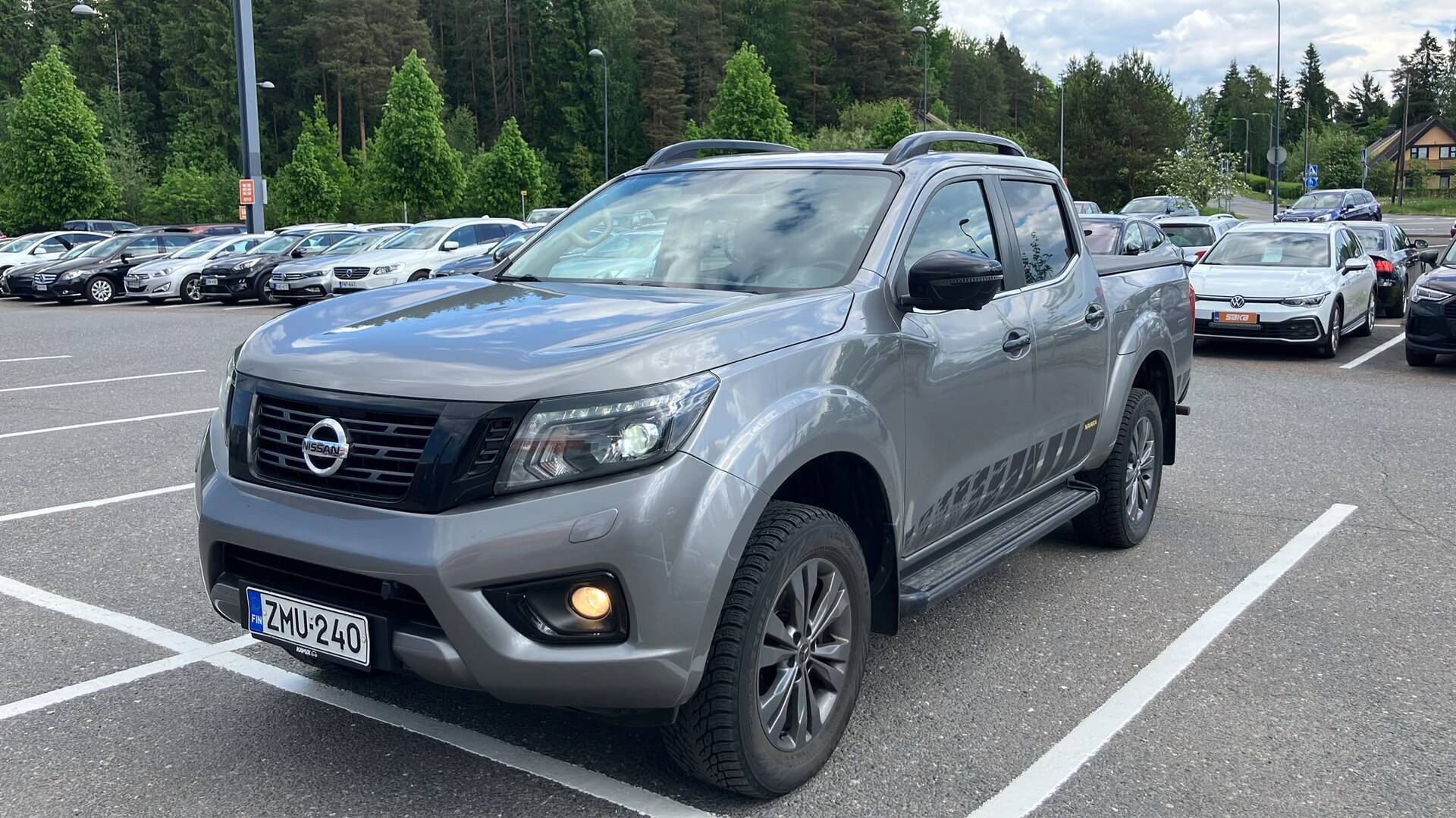 NISSAN Navara 2020
