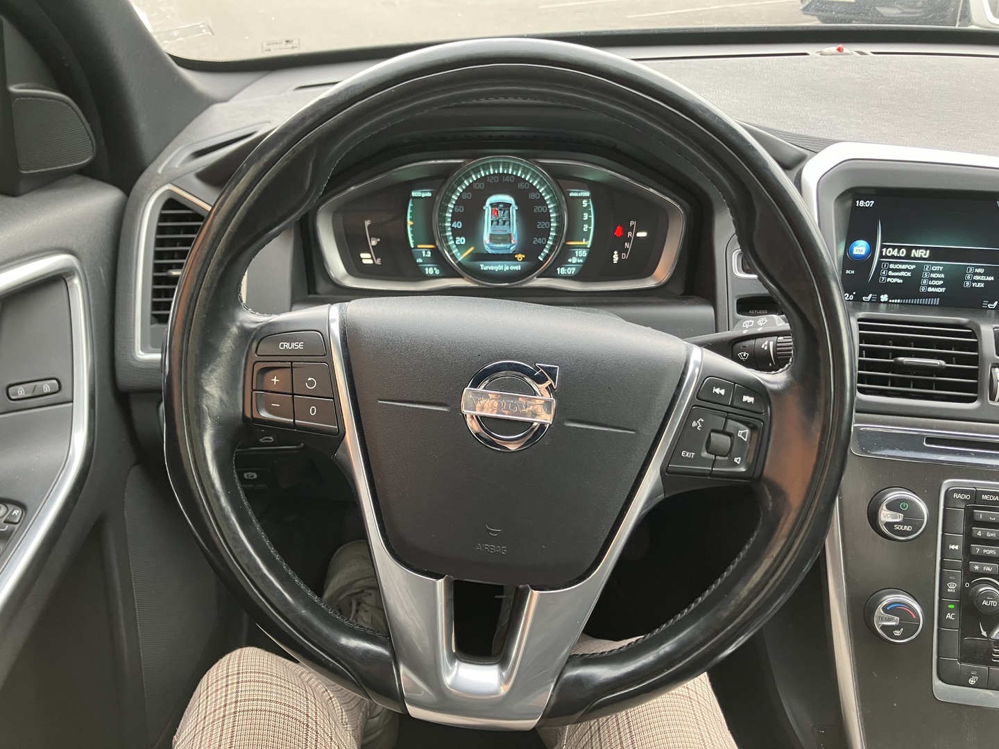 VOLVO XC60 2014