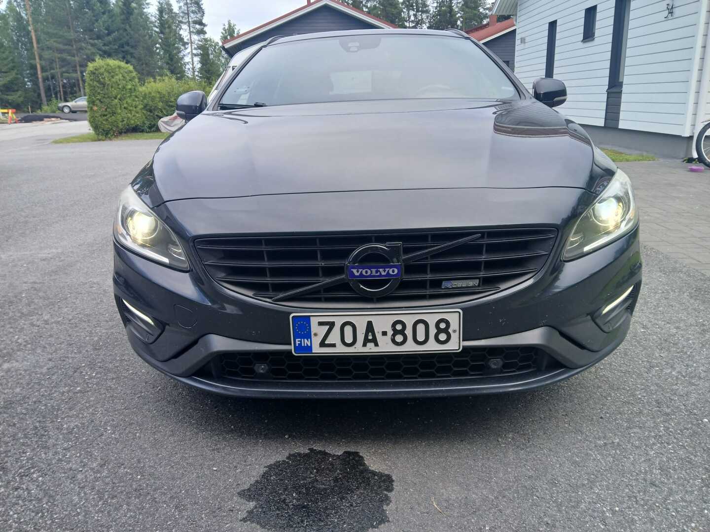 VOLVO V60 2014