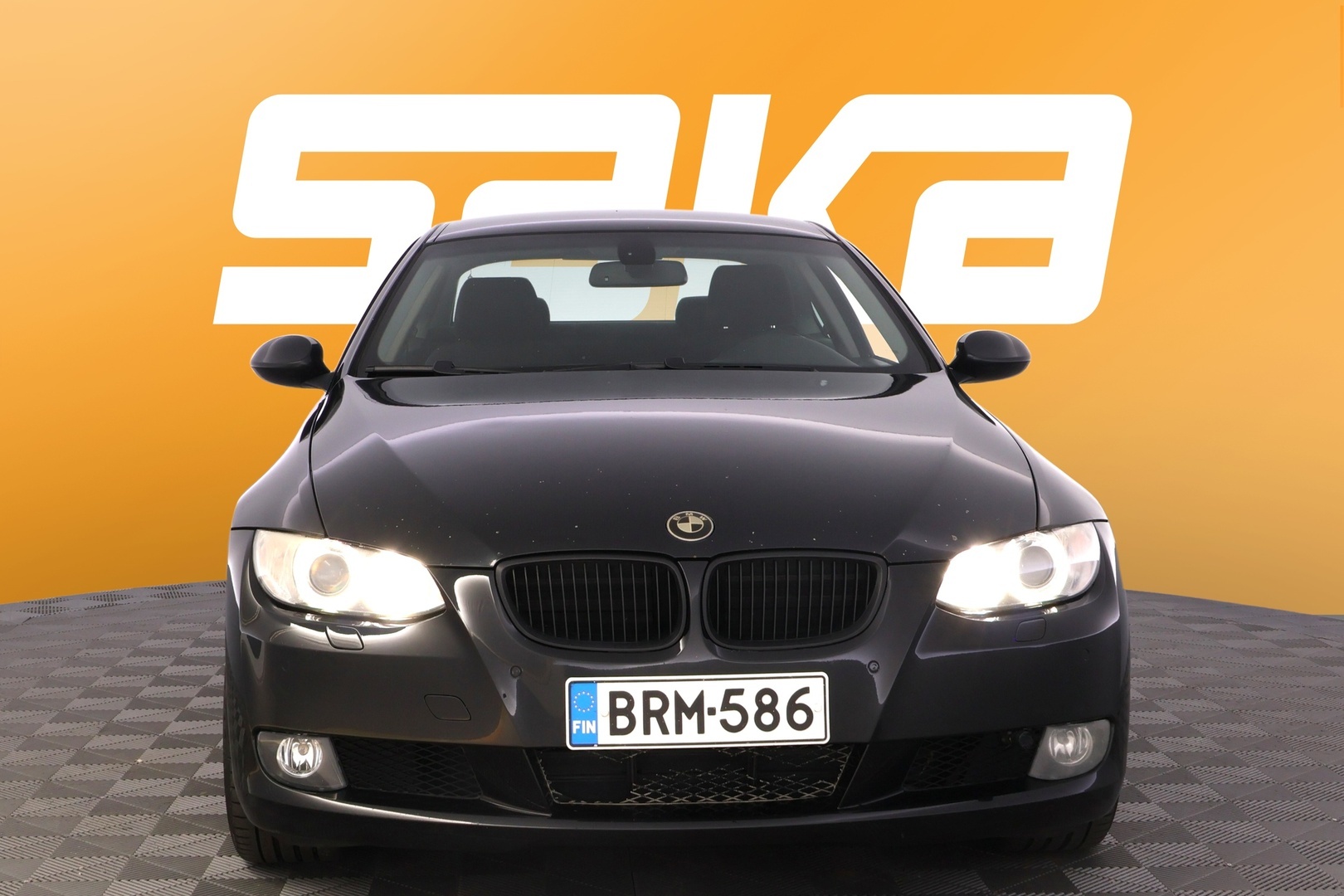 BMW 320 2007