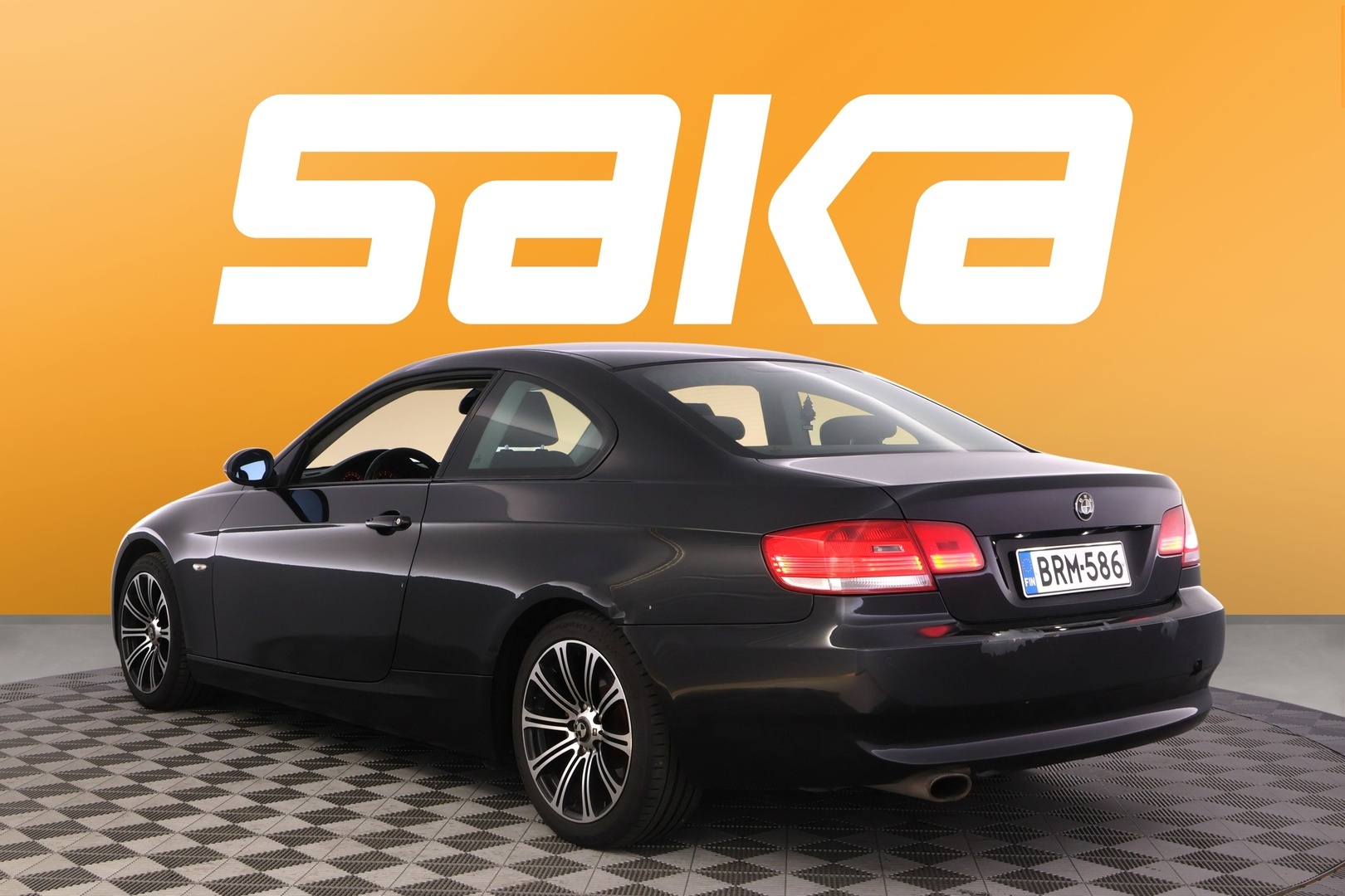 BMW 320 2007