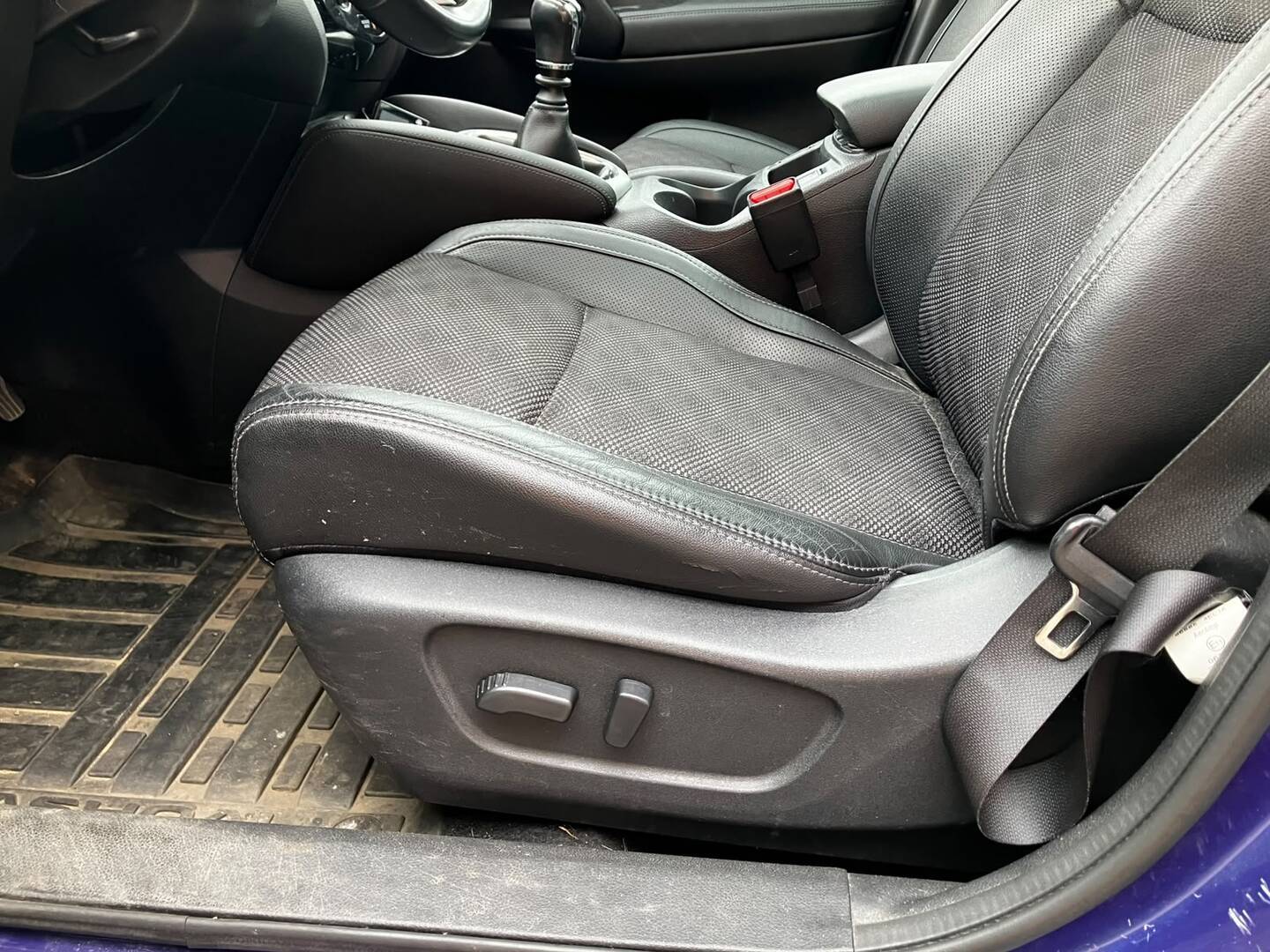 NISSAN Qashqai 2015
