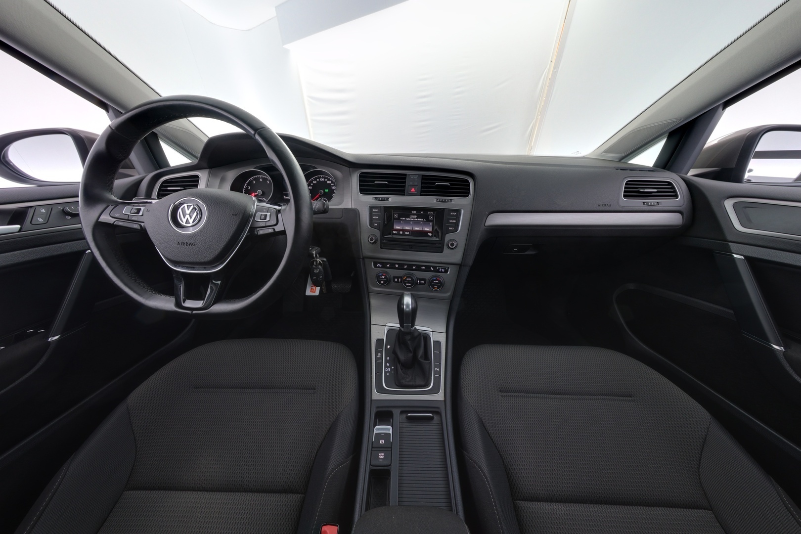 VOLKSWAGEN Golf 2015