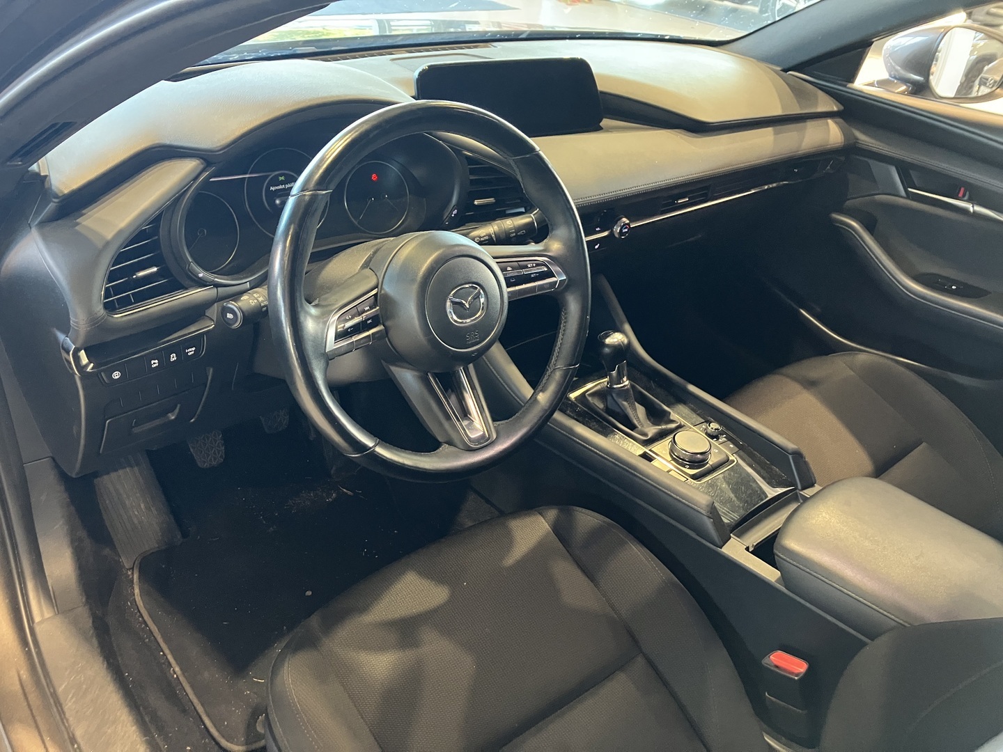MAZDA 3 2019