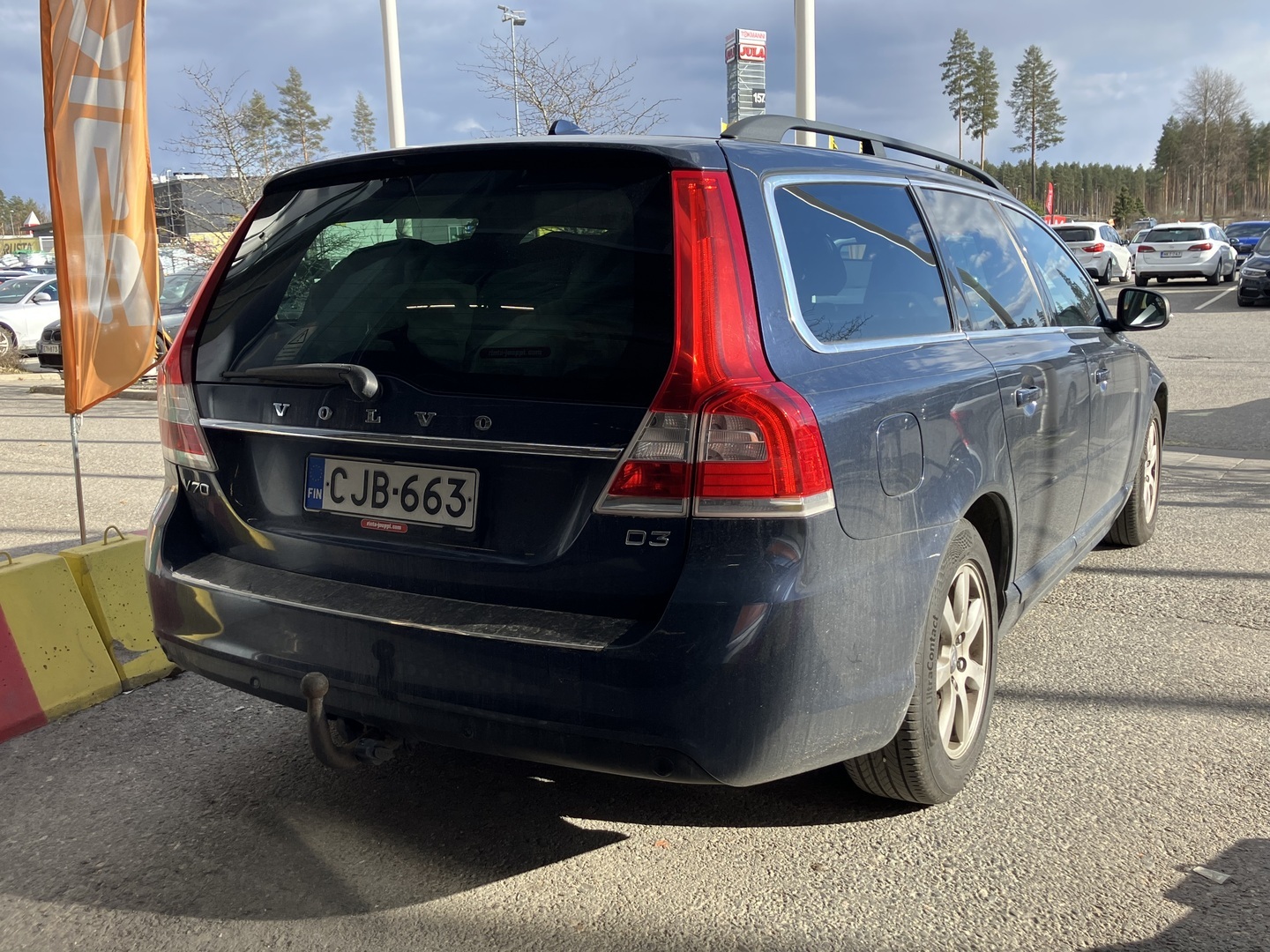 VOLVO V70 2014