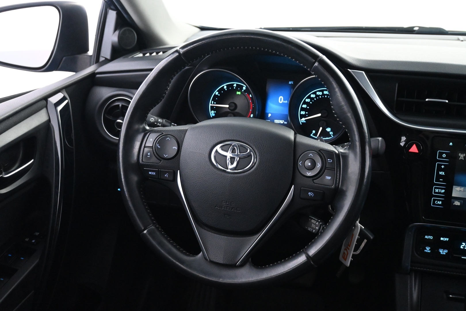 TOYOTA Auris 2017