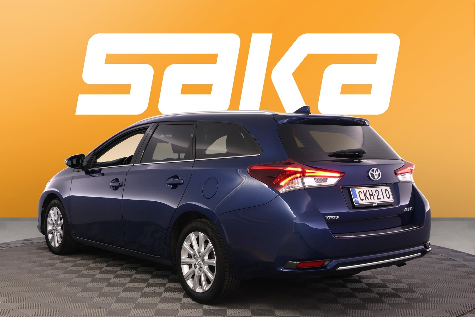 TOYOTA Auris 2017