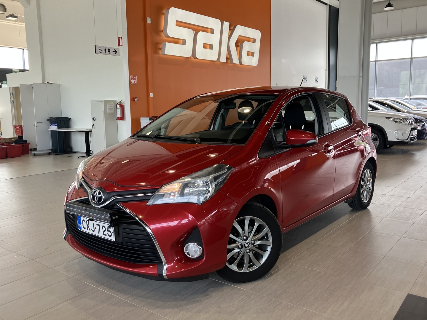 TOYOTA Yaris 2017