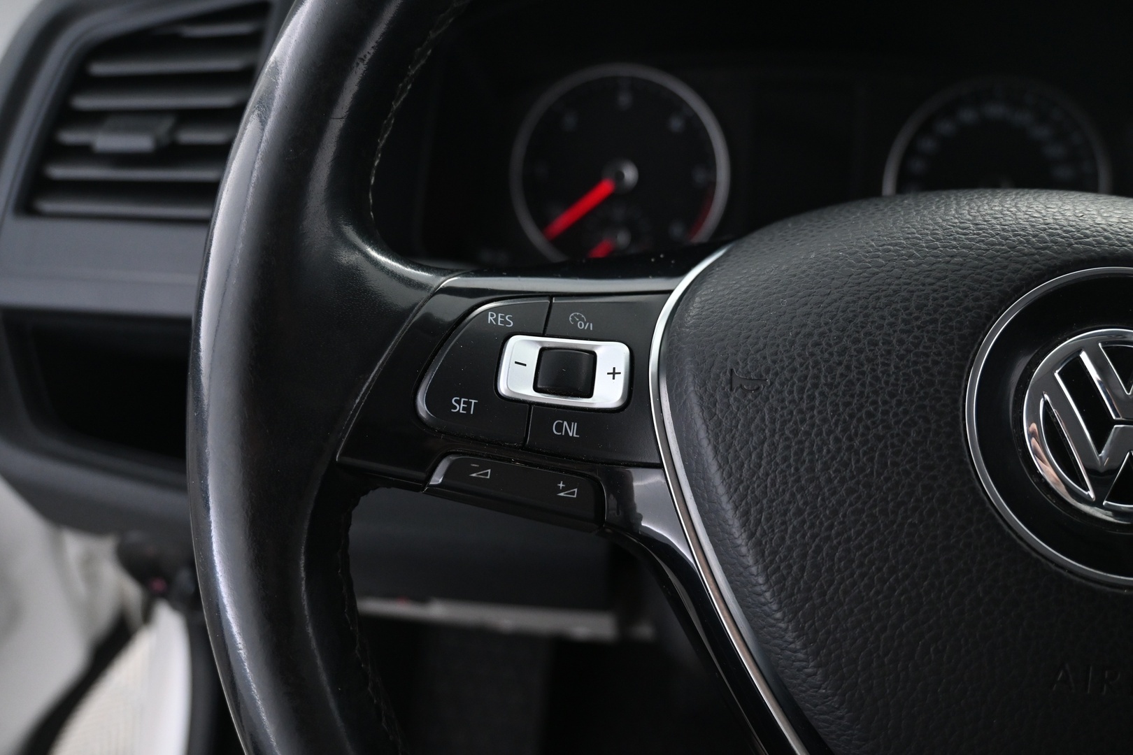 VOLKSWAGEN Transporter 2017