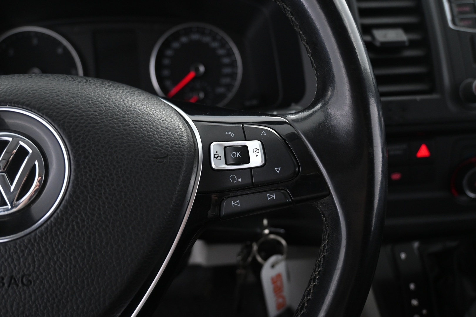 VOLKSWAGEN Transporter 2017