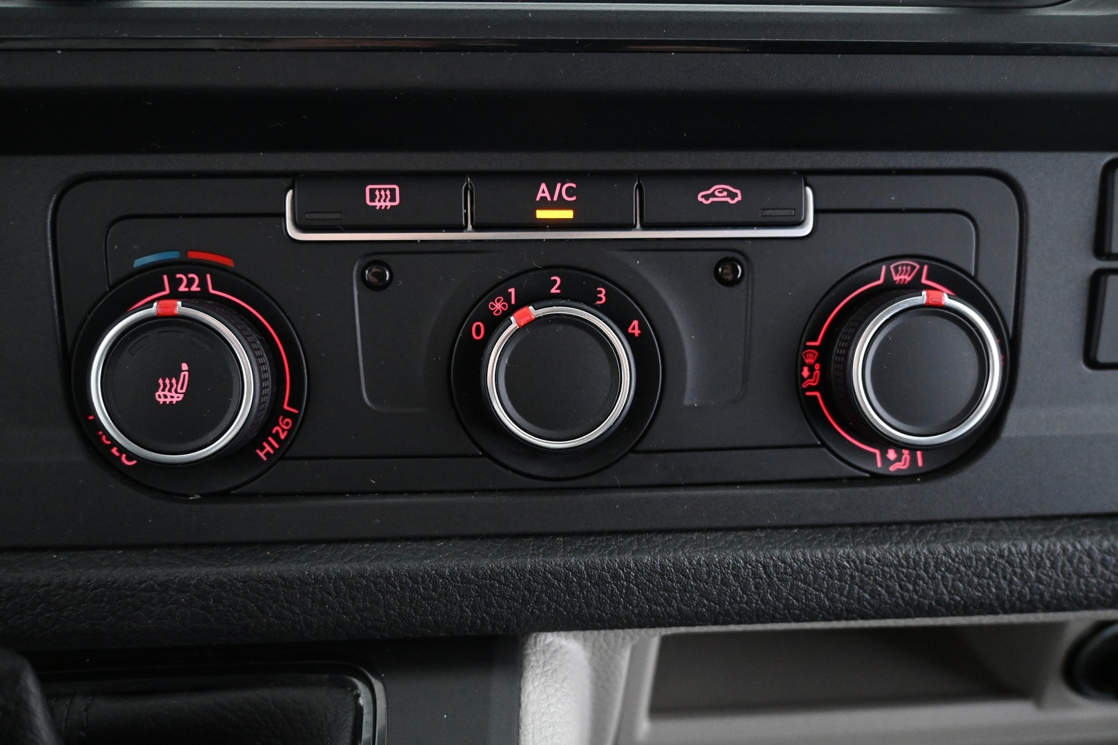 VOLKSWAGEN Transporter 2017