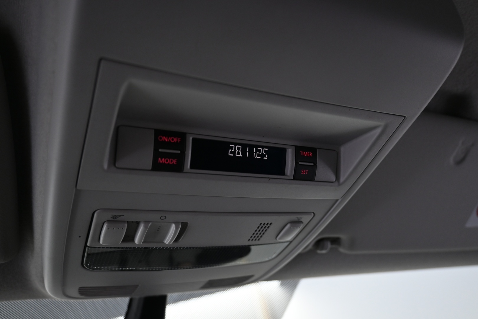 VOLKSWAGEN Transporter 2017