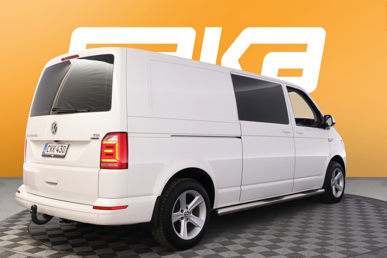 VOLKSWAGEN Transporter 2017