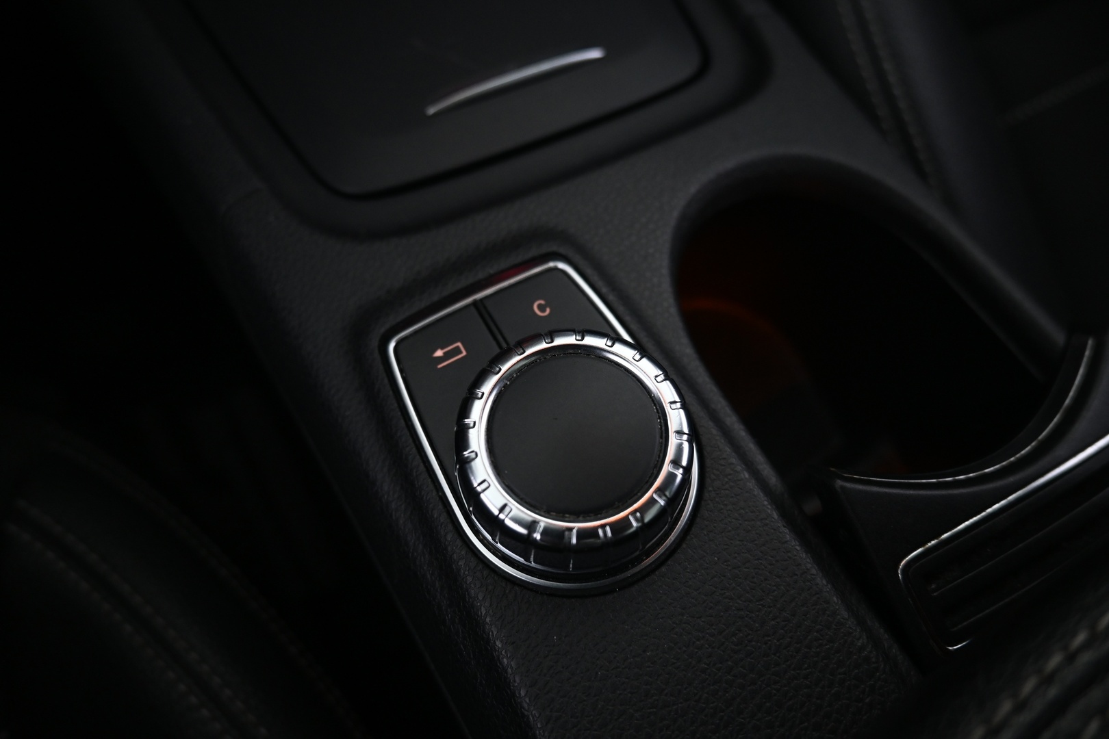 MERCEDES-BENZ CLA 2013